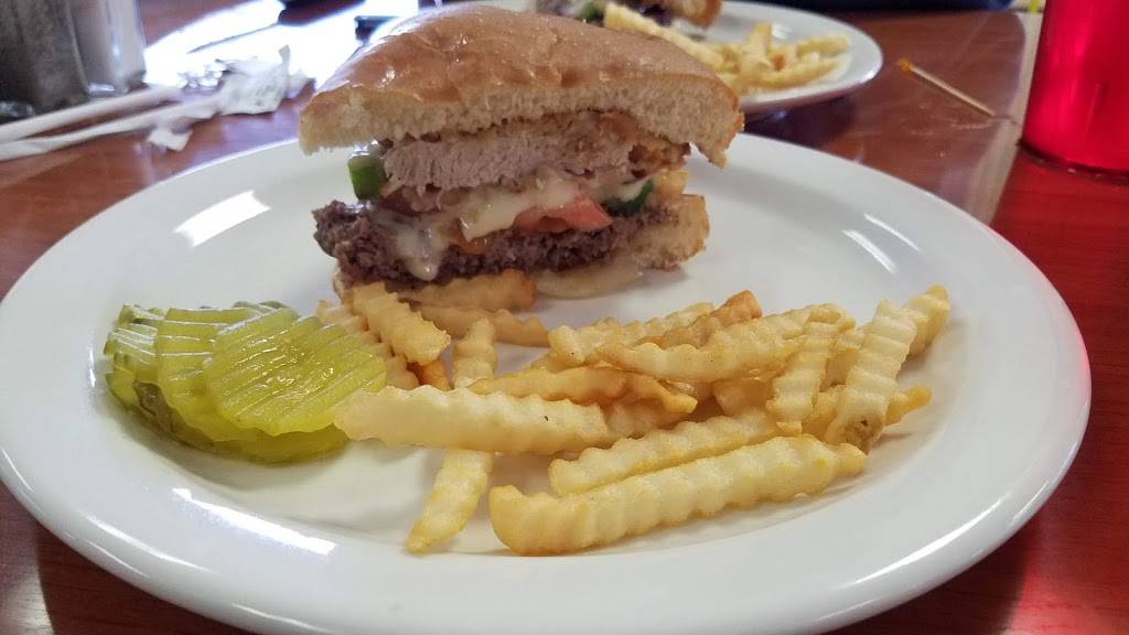 Mary Janes Cafe | restaurant | 1042 S Maguire St, Warrensburg, MO 64093, USA | 6604291596 OR +1 660-429-1596