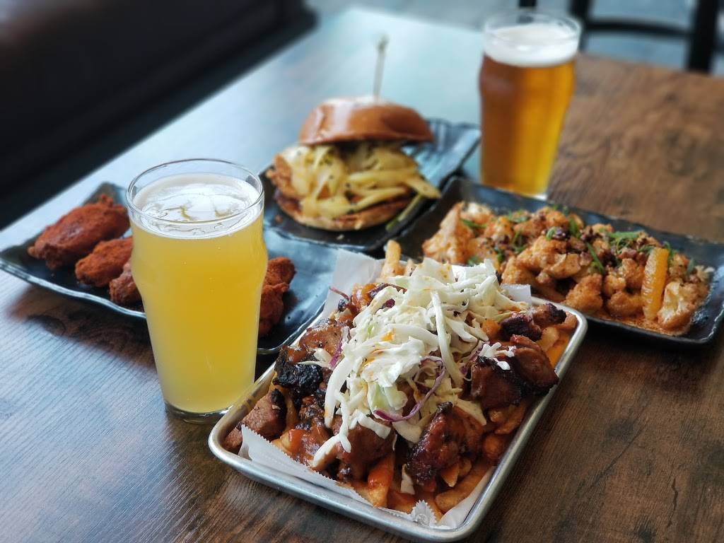 Pitch 25 | restaurant | 2120 Walker St, Houston, TX 77003, USA | 7138148157 OR +1 713-814-8157