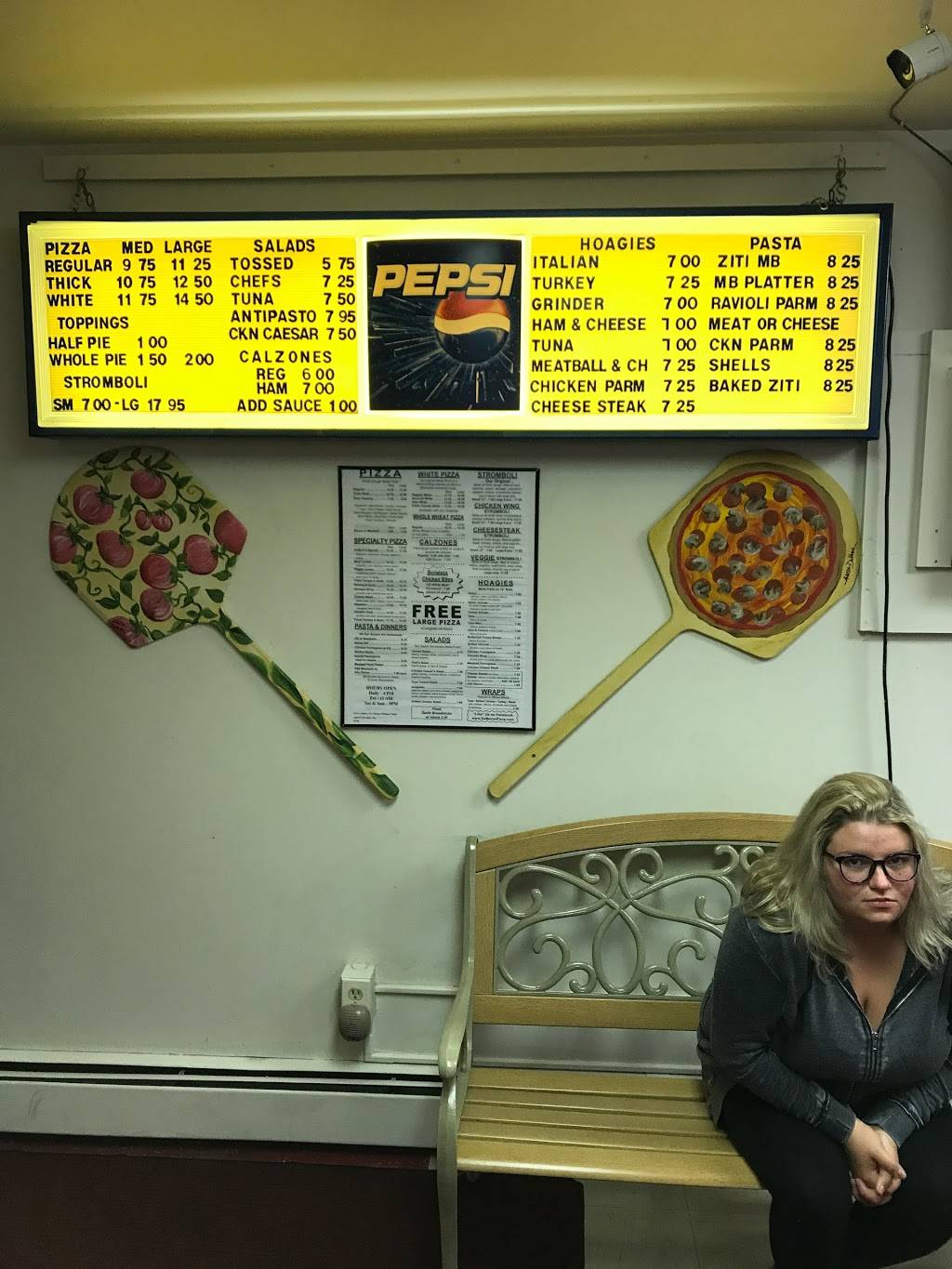 De Muros Pizza | meal takeaway | 10 William St, Pittston, PA 18640, USA | 5706550458 OR +1 570-655-0458