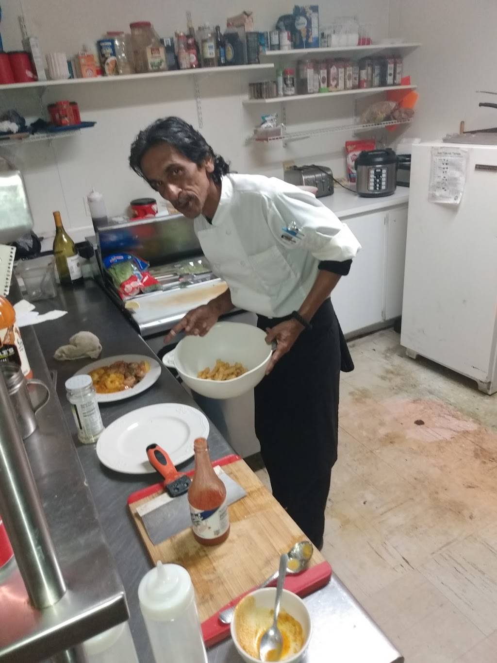 Daves American Bar & Grill | restaurant | 3400 Sebring Pkwy, Sebring, FL 33870, USA | 8633048462 OR +1 863-304-8462