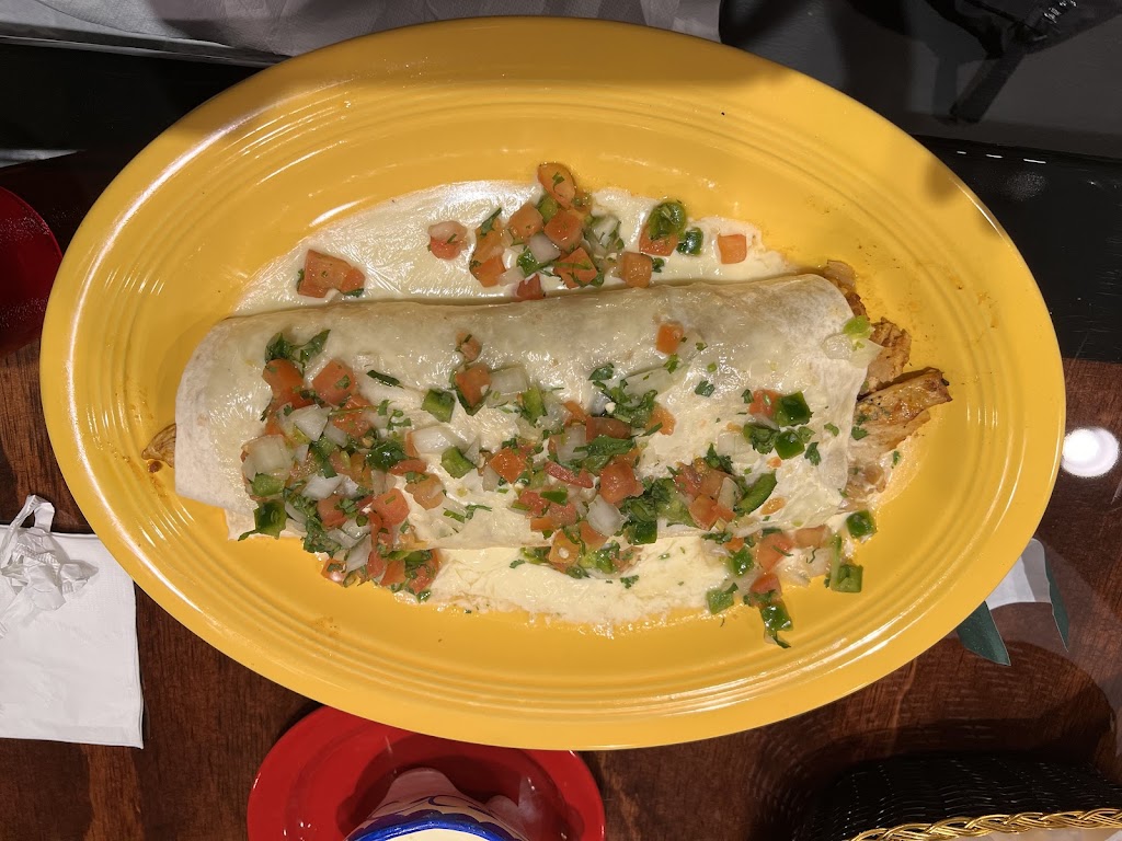 Plaza Mexico Cocina Mexicana & Cantina | restaurant | 821 Fall River Ave, Seekonk, MA 02771, USA | 5085571522 OR +1 508-557-1522