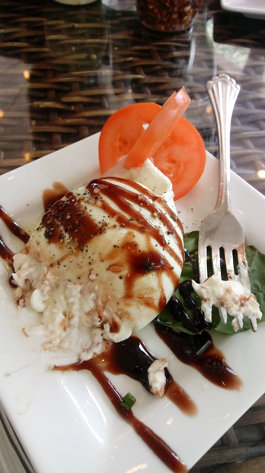 Mama Roses | restaurant | 338 E Elkhorn Ave, Estes Park, CO 80517, USA | 9705863330 OR +1 970-586-3330