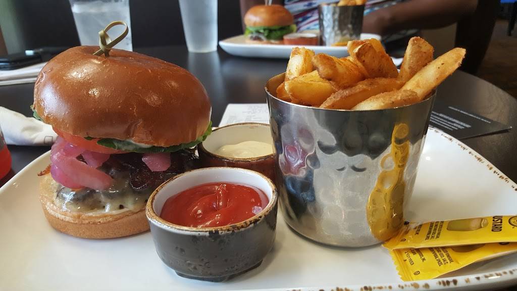 The Bistro – Eat. Drink. Connect.® | restaurant | 730 N Magnolia Ave, Orlando, FL 32803, USA | 4079961000 OR +1 407-996-1000