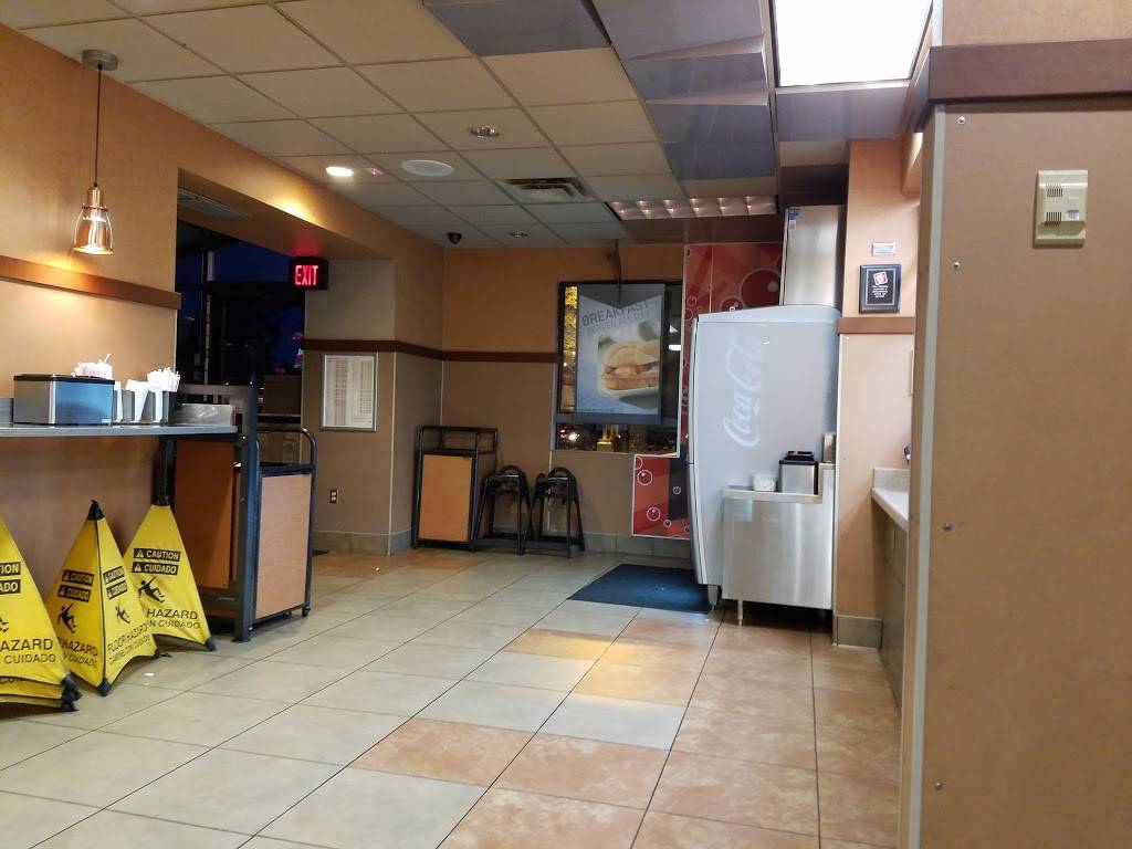 Jack in the Box | restaurant | 5990 Orangethorpe Ave, Buena Park, CA 90620, USA | 7146708412 OR +1 714-670-8412