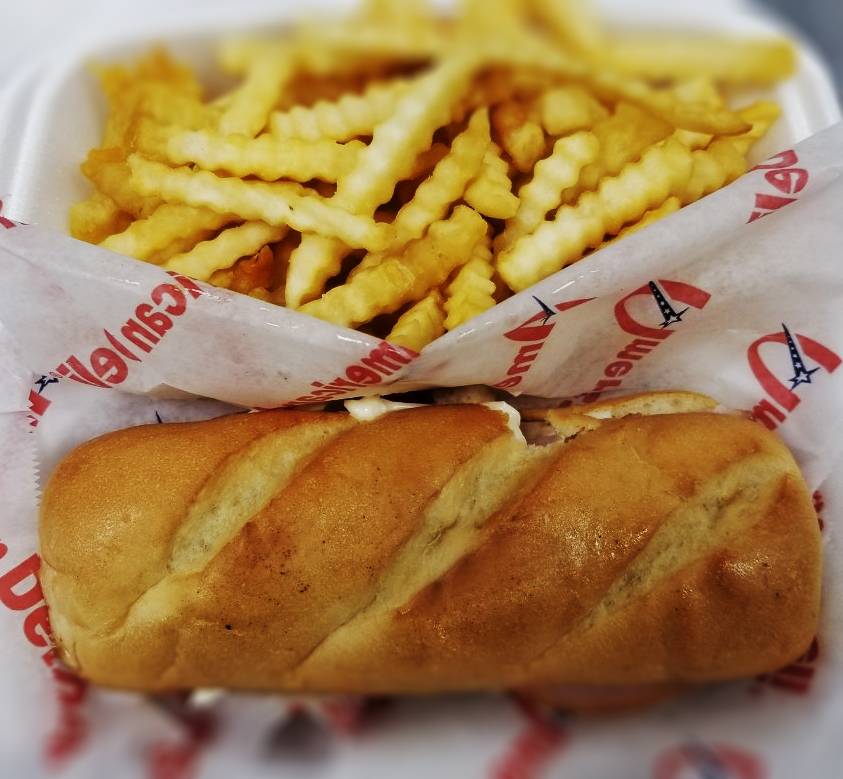 American Deli | restaurant | 2704 S Elm-Eugene St, Greensboro, NC 27406, USA | 3368971447 OR +1 336-897-1447