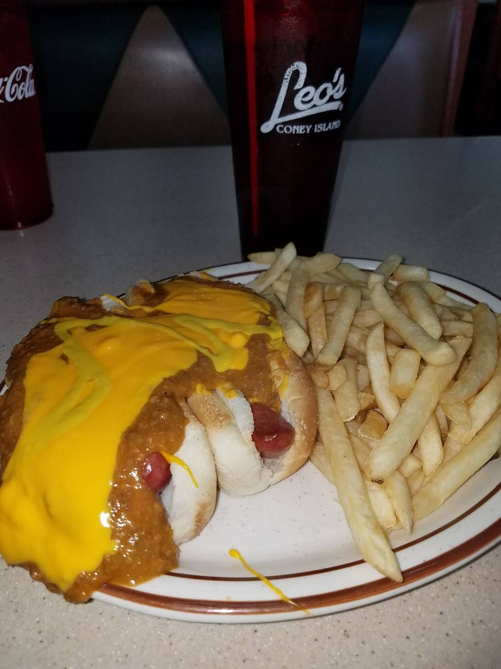 Leos Coney Island | restaurant | 28595 Northwestern Hwy, Southfield, MI 48034, USA | 2483553844 OR +1 248-355-3844