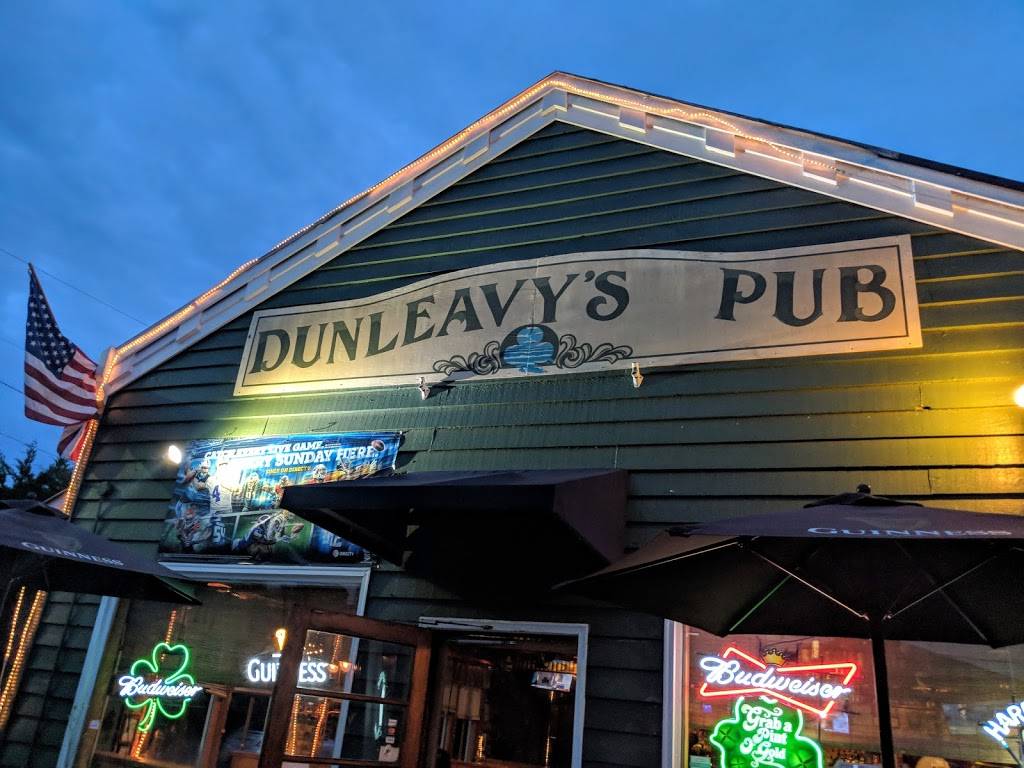 Dunleavys Pub | restaurant | 2213 Middle St # B, Sullivans Island, SC 29482, USA | 8438839646 OR +1 843-883-9646