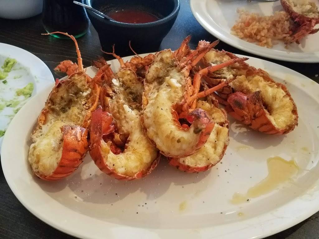 Mariscos Puerto Nuevo | restaurant | Anzuelo 6, 22710 Puerto Nuevo, B.C., Mexico | 016616143039 OR +52 661 614 3039