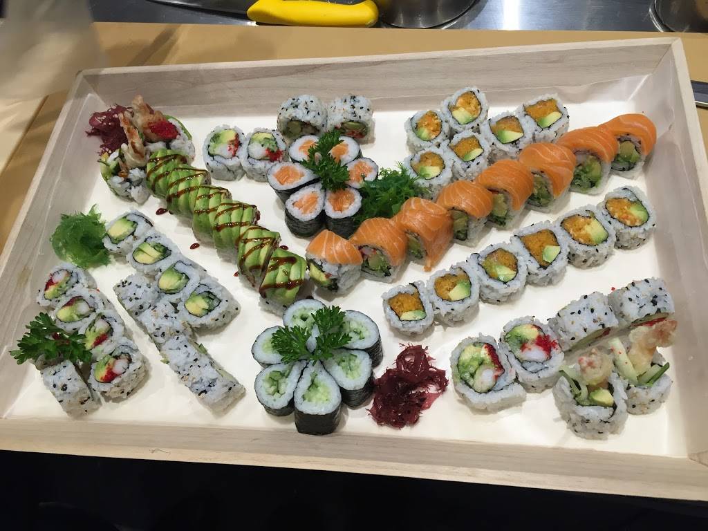 Spoon & Fork | restaurant | 130 Park Pl Blvd, Barrie, ON L4N 0L1, Canada | 7057338838 OR +1 705-733-8838