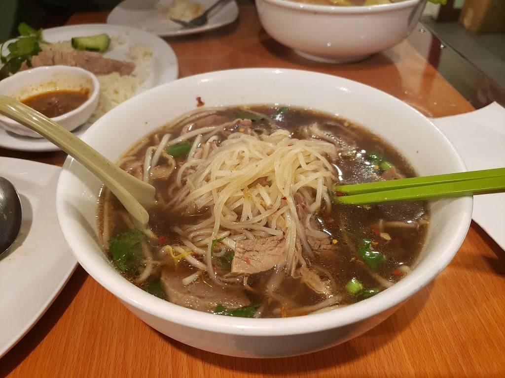 Noodles To Thai For | restaurant | 2675 24th St, Sacramento, CA 95818, USA | 9163298352 OR +1 916-329-8352