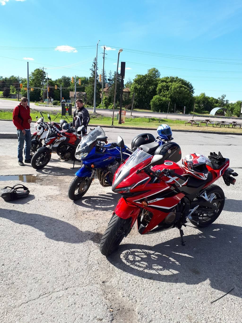 Mr.Sub | restaurant | 779 Trans-Canada Hwy, Peterborough, ON K9J 6X8, Canada | 7057752928 OR +1 705-775-2928