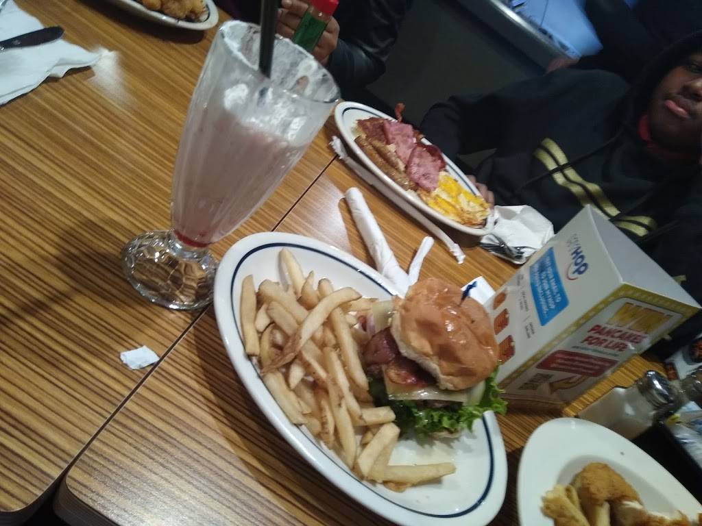 IHOP | restaurant | 1800 S Virginia St, Reno, NV 89502, USA | 7757865028 OR +1 775-786-5028