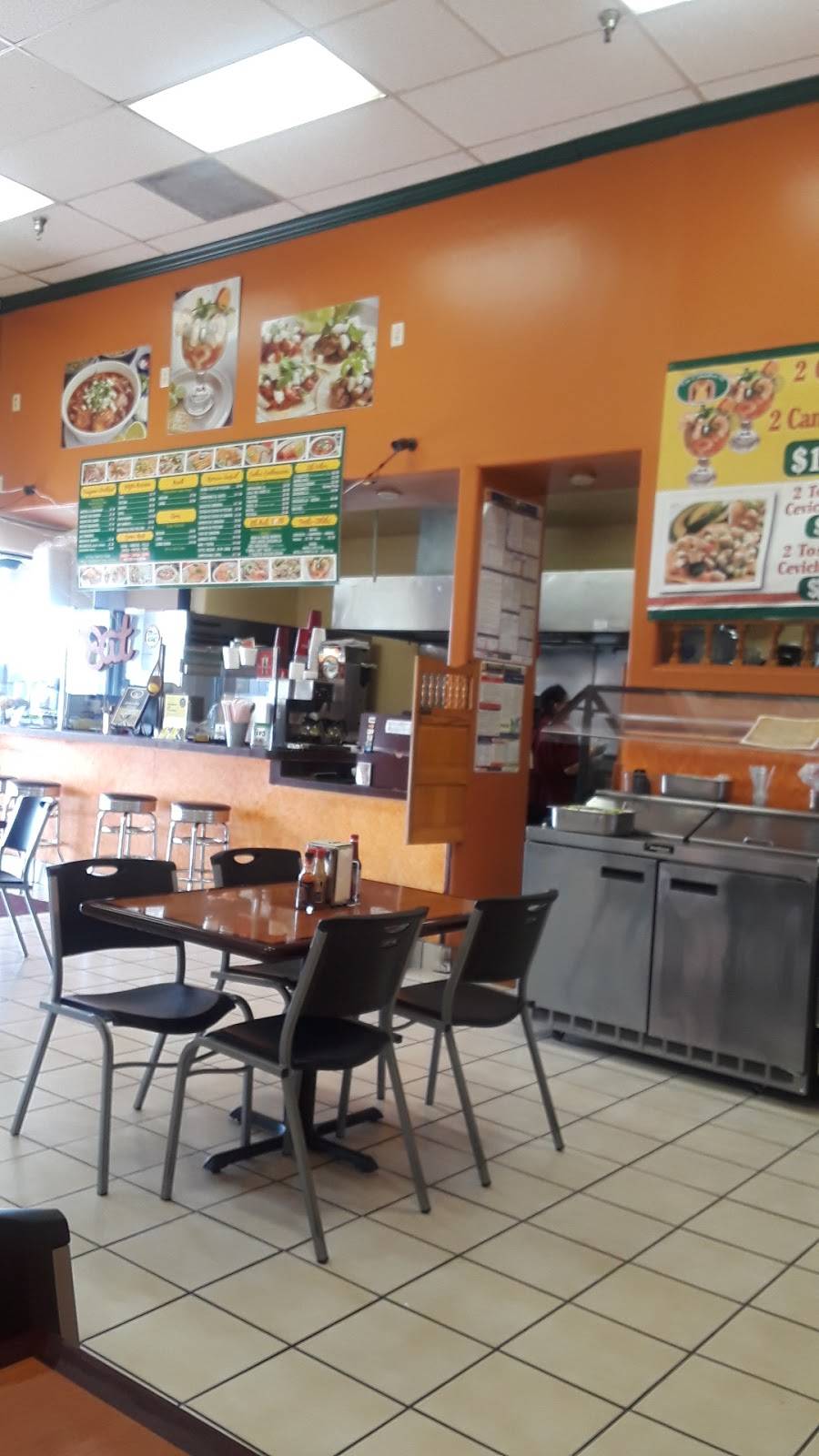 Las Comadres 2 | restaurant | 1820 N Long Beach Blvd, Compton, CA 90221, USA | 3109338688 OR +1 310-933-8688