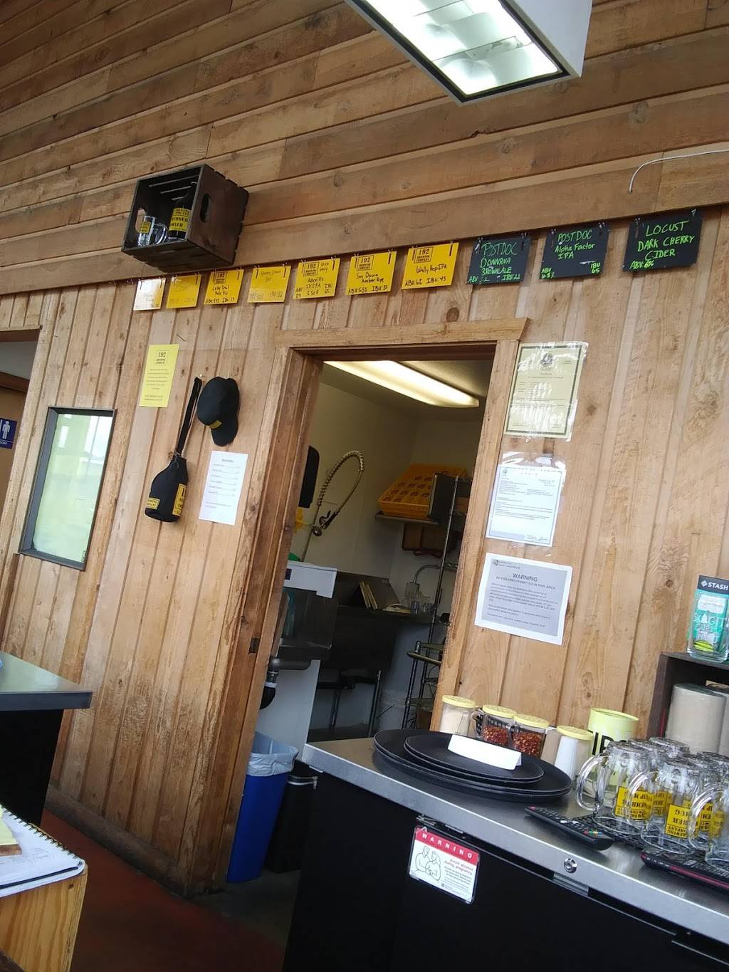 192 Brewing Company, Taproom & Beer Garden, Mount Vernon | restaurant | 1405 S 2nd St, Mt Vernon, WA 98273, USA | 3604242337 OR +1 360-424-2337