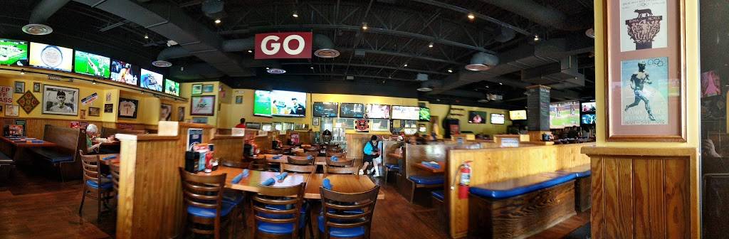 Glory Days Grill | restaurant | 13850 Braddock Rd A, Centreville, VA 20121, USA | 7032664100 OR +1 703-266-4100