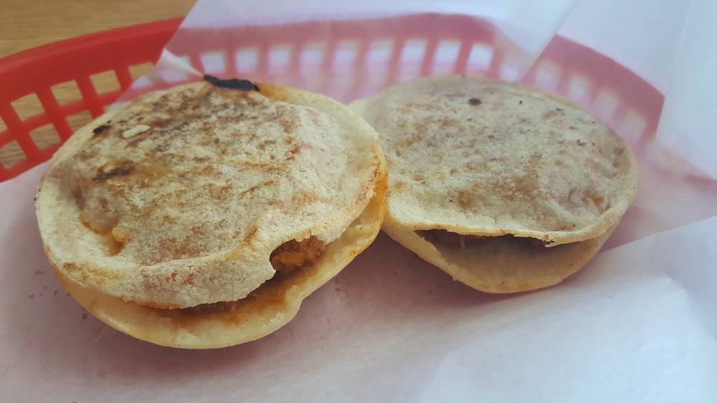 Las Gorditas De Don Angel | restaurant | 3000 S Laramie Ave, Cicero, IL 60804, USA | 7087807433 OR +1 708-780-7433