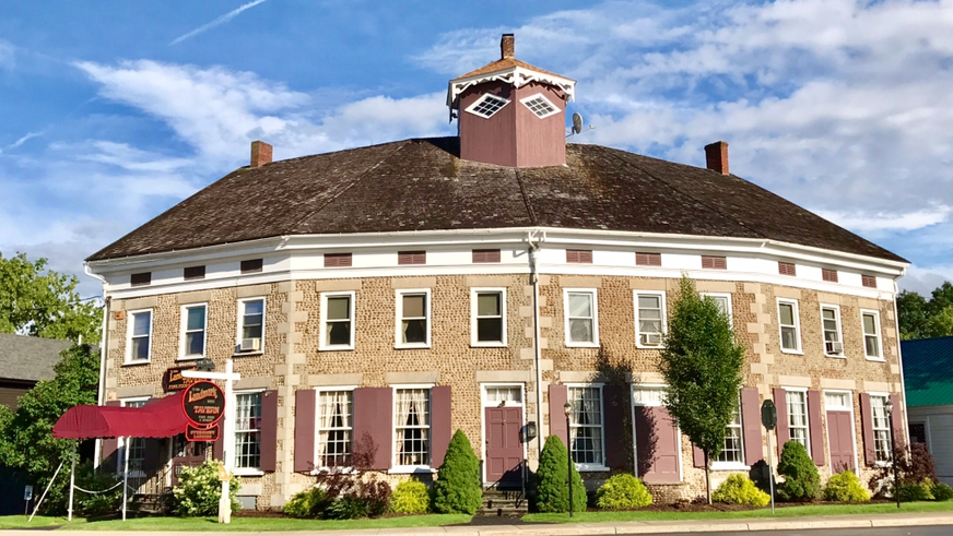 Ye Olde Landmark Tavern | restaurant | 6722 U.S. 20, Bouckville, NY 13310, USA | 3158931810 OR +1 315-893-1810