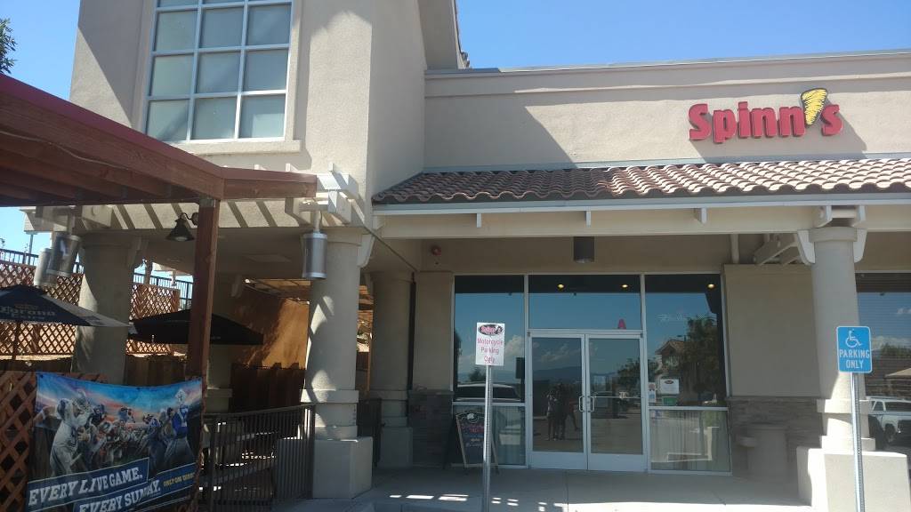 Spinns Burger & Beer | restaurant | 4411 Montaño Rd NW, Albuquerque, NM 87120, USA | 5058996180 OR +1 505-899-6180