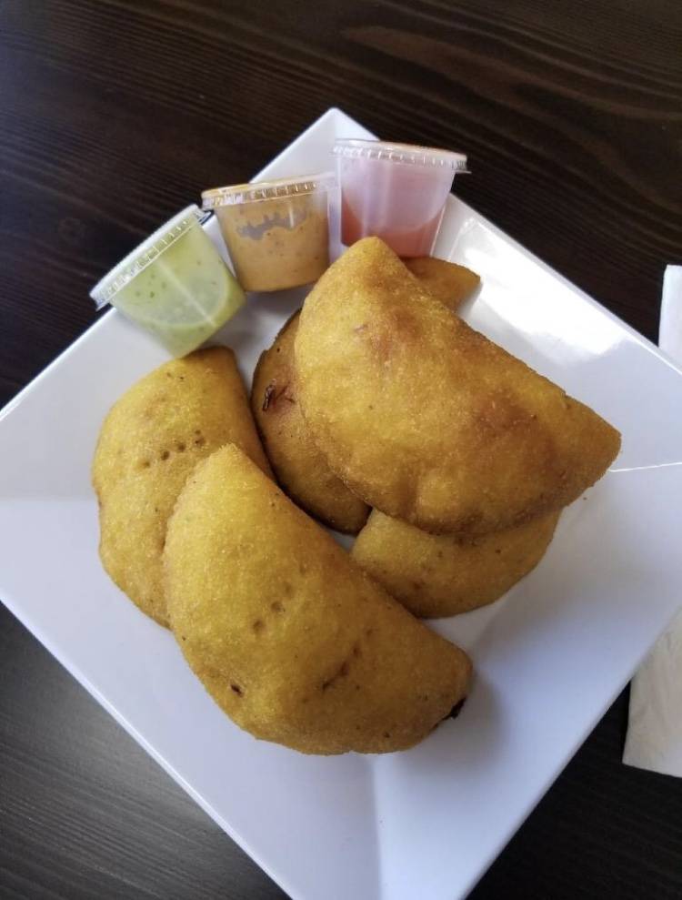 Maritza’s Bakery Cafe | bakery | 706 Jerusalem Ave, Uniondale, NY 11553, USA | 5162439291 OR +1 516-243-9291