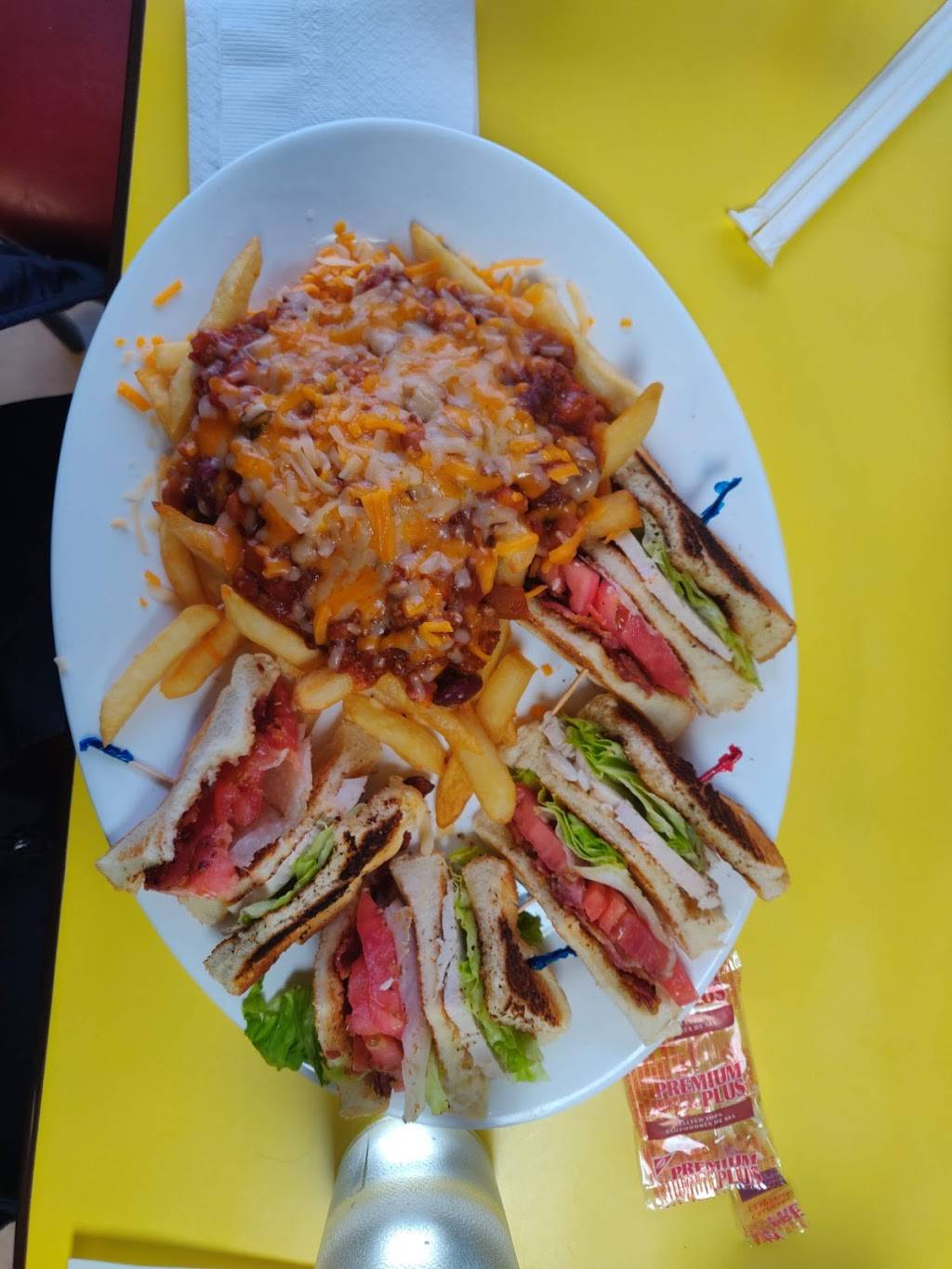 Oxford Grill | restaurant | 685737 Oxford 2, Woodstock, ON N4S 7V9, Canada | 5194675100 OR +1 519-467-5100