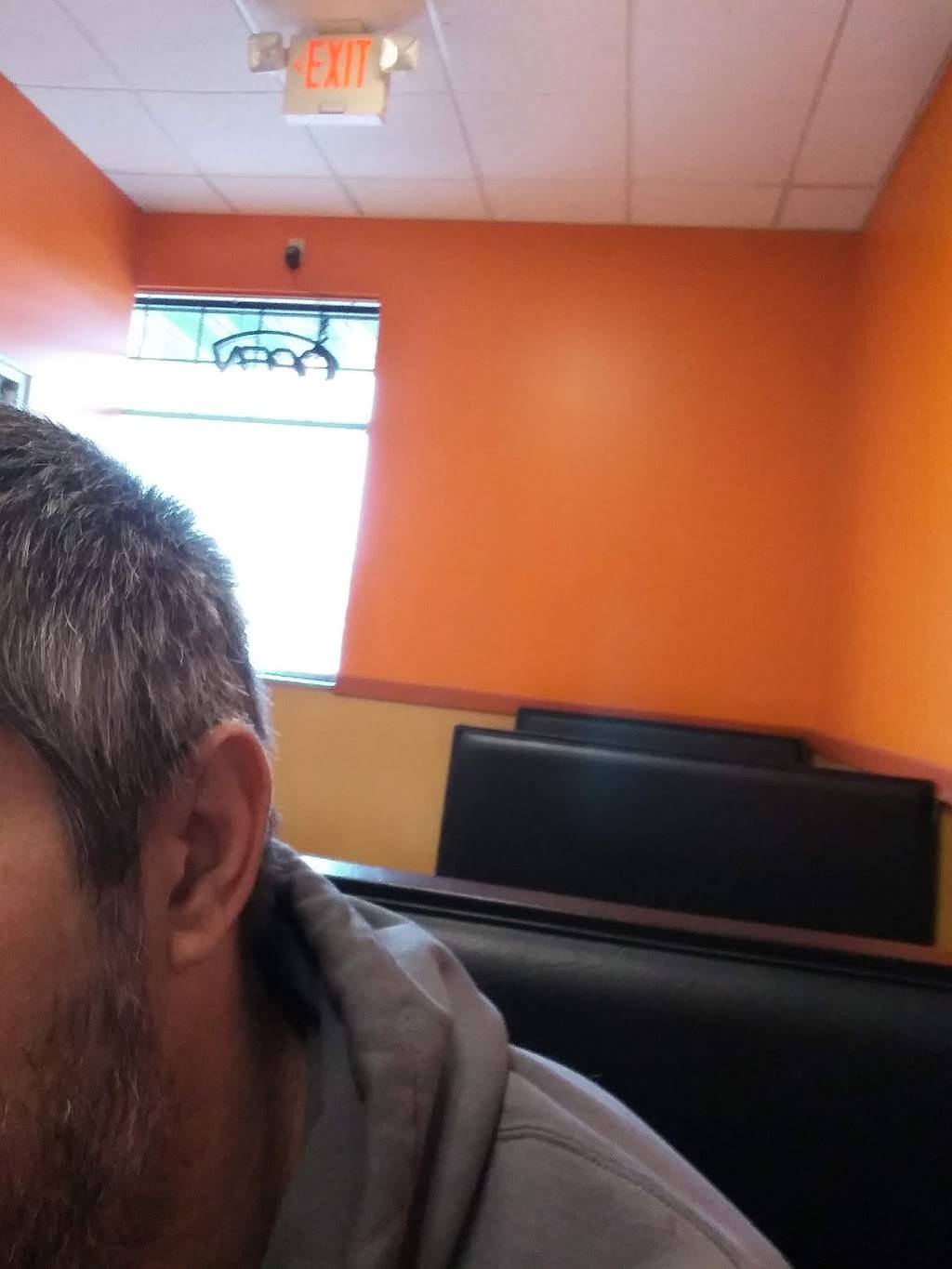 Golden Ginger | restaurant | 133 Broad St, Elyria, OH 44035, USA | 4403260188 OR +1 440-326-0188