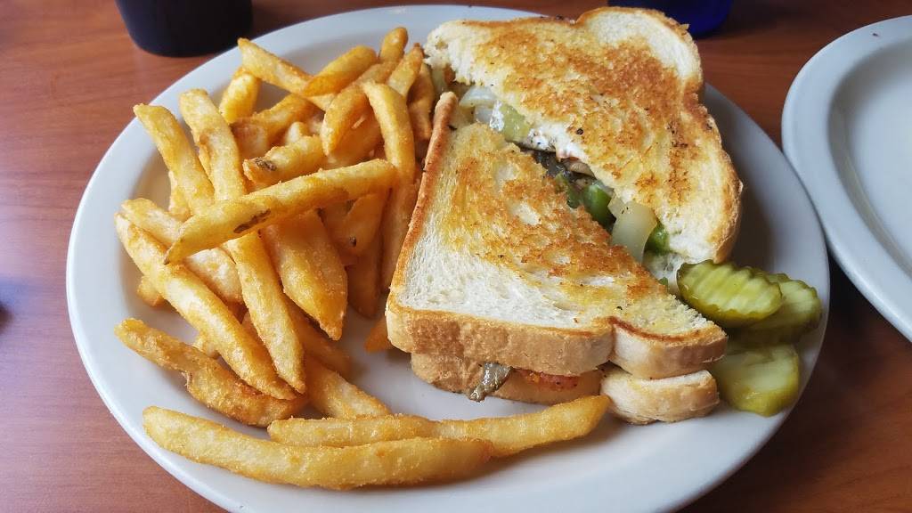 Crossroads Cafe | restaurant | 2002 IL-1, Marshall, IL 62441, USA | 2178265829 OR +1 217-826-5829