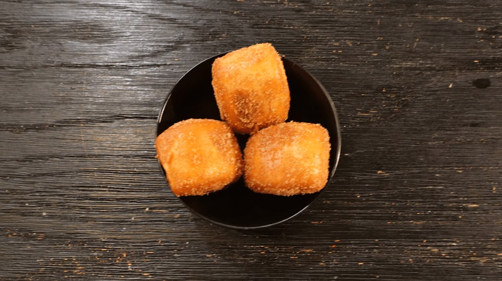 Bunch of Dumplings | restaurant | 3517 N Spaulding Ave, Chicago, IL 60618, USA | 7738881086 OR +1 773-888-1086