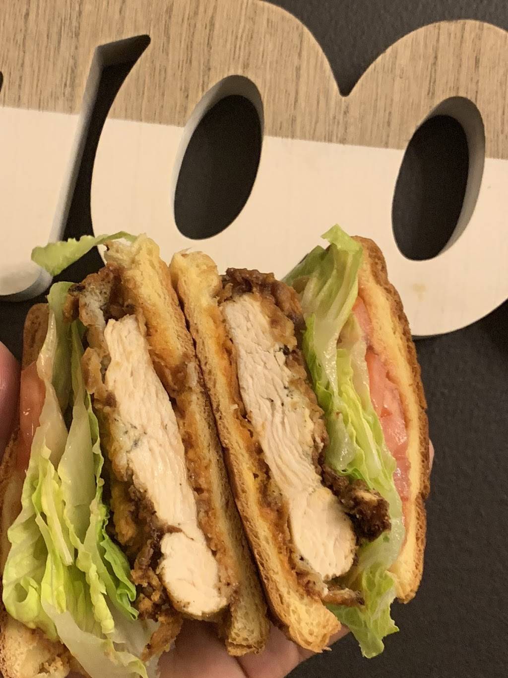 B&D’s Bites | restaurant | 130 W 238th St, Bronx, NY 10463, USA | 3479134788 OR +1 347-913-4788