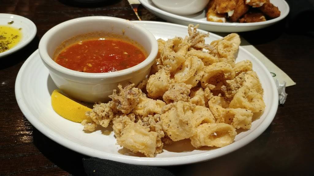 Carrabbas Italian Grill | restaurant | 2700 Chapel Hill Rd, Douglasville, GA 30135, USA | 7709470330 OR +1 770-947-0330