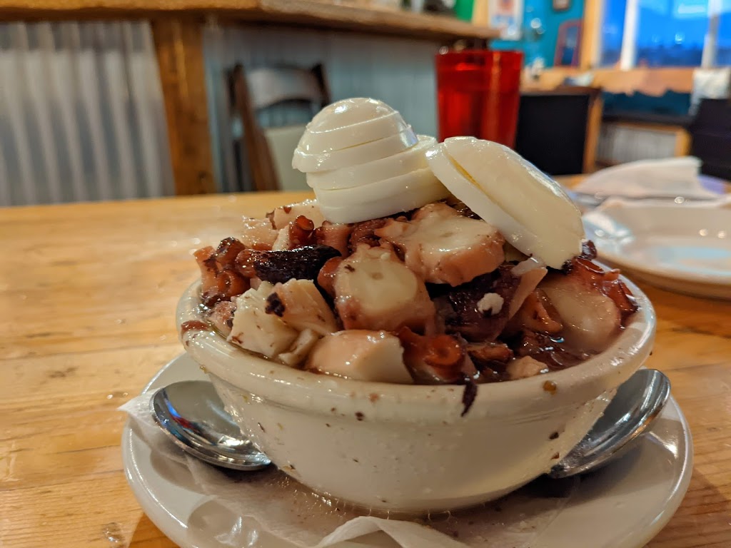 Dos Alas CubaRican Café & Lounge | restaurant | 101 Sherwin Creek Rd Building A, Mammoth Lakes, CA 93546, USA | 7609650345 OR +1 760-965-0345