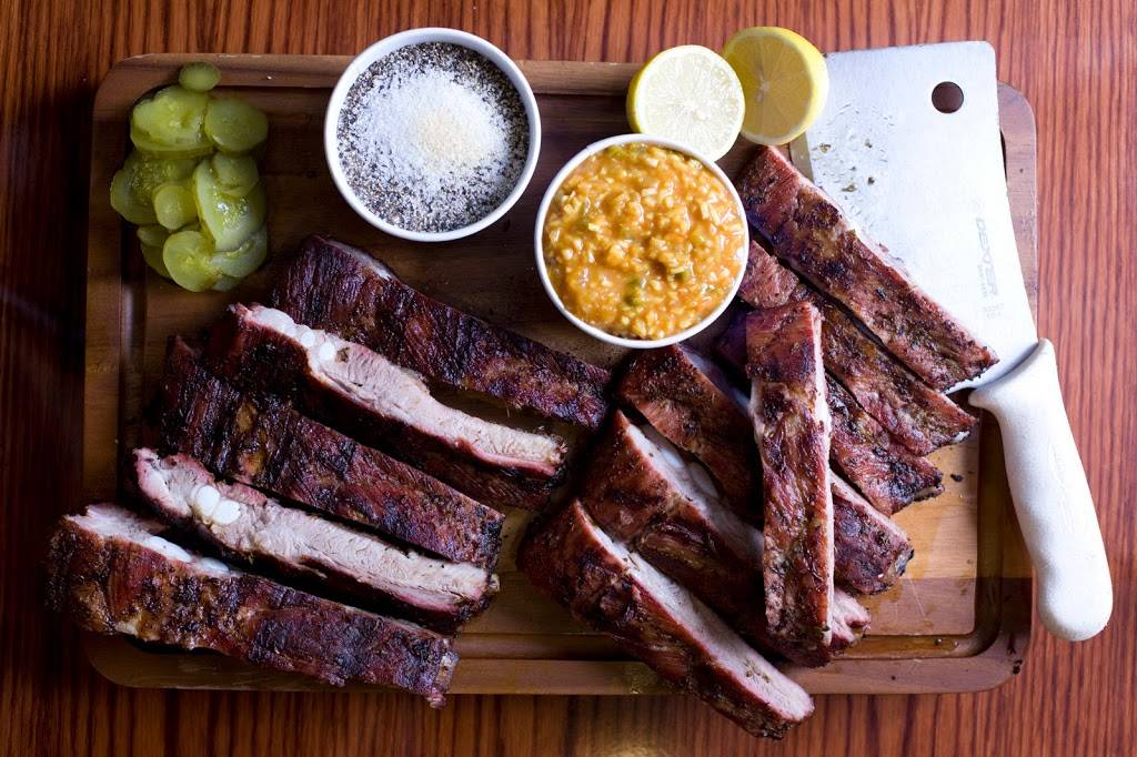 Full Moon Bar-B-Que | restaurant | 470 Colonial Promenade Pkwy, Alabaster, AL 35007, USA | 2056204442 OR +1 205-620-4442