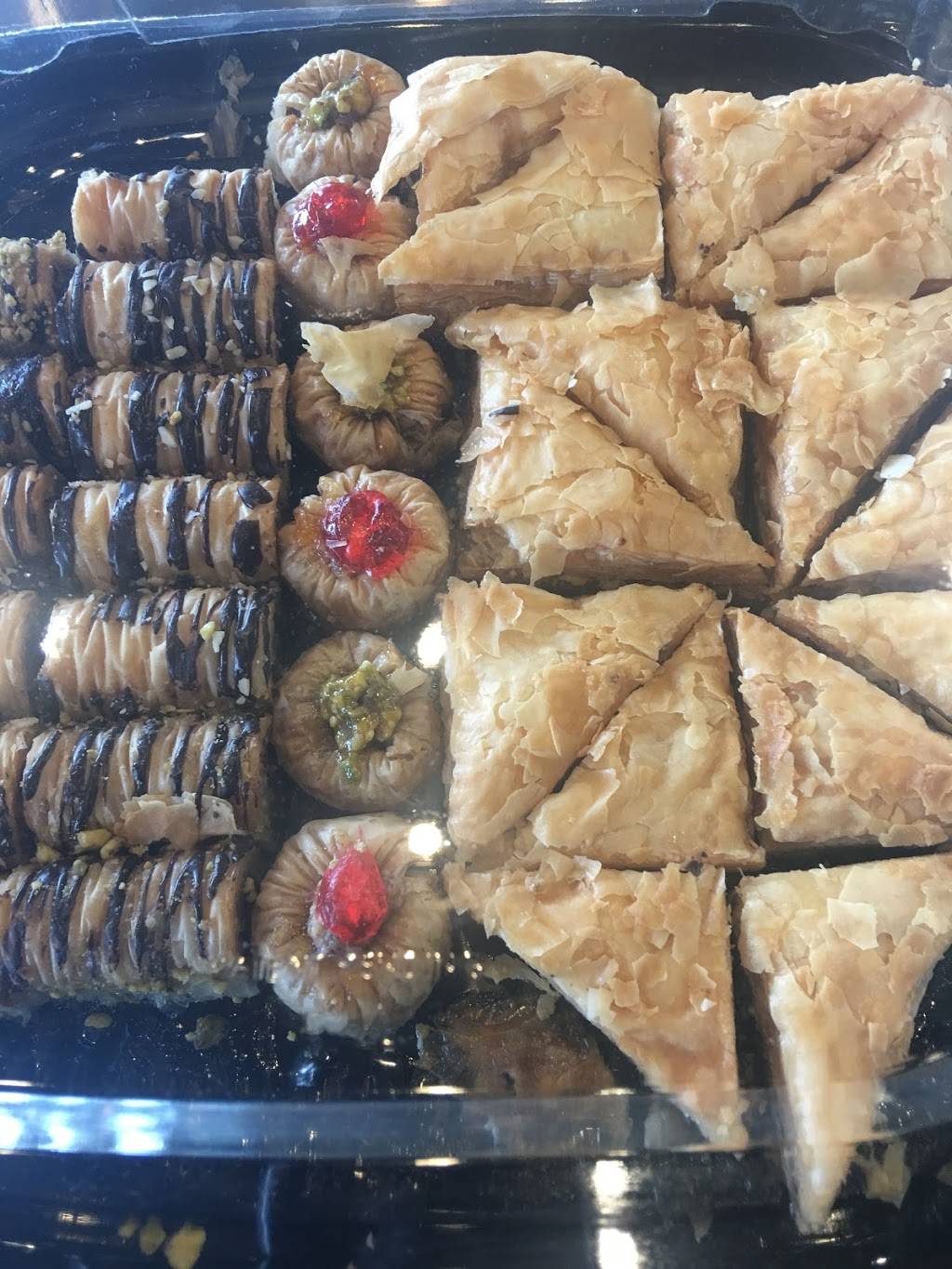 Pita City | restaurant | 5450 Westpointe Plaza Drive, Hilliard, OH 43026, USA | 6143634131 OR +1 614-363-4131