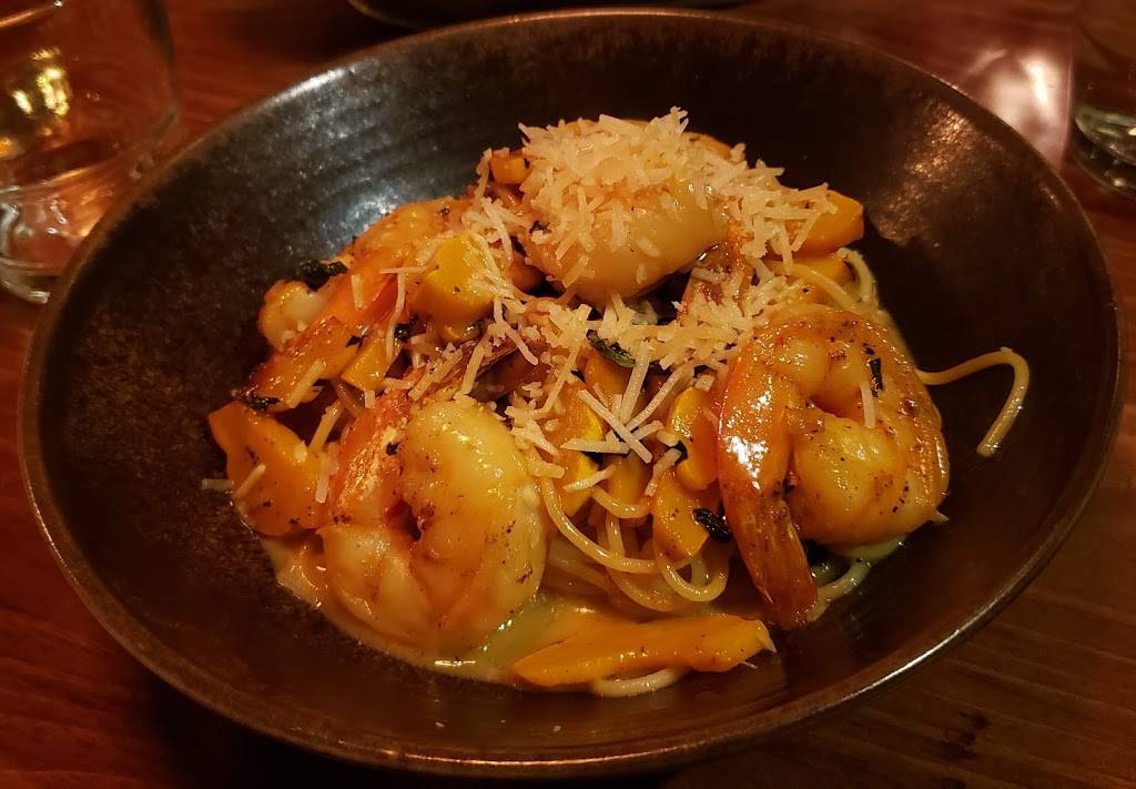 Franklin Social | restaurant | 292 Barrow St, Jersey City, NJ 07302, USA | 2014131300 OR +1 201-413-1300