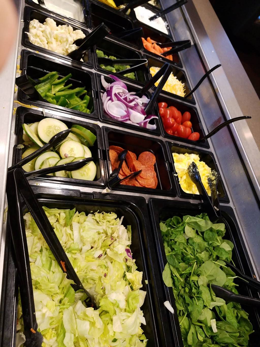 East of Chicago | restaurant | 960 S Washington St, Millersburg, OH 44654, USA | 3306741717 OR +1 330-674-1717