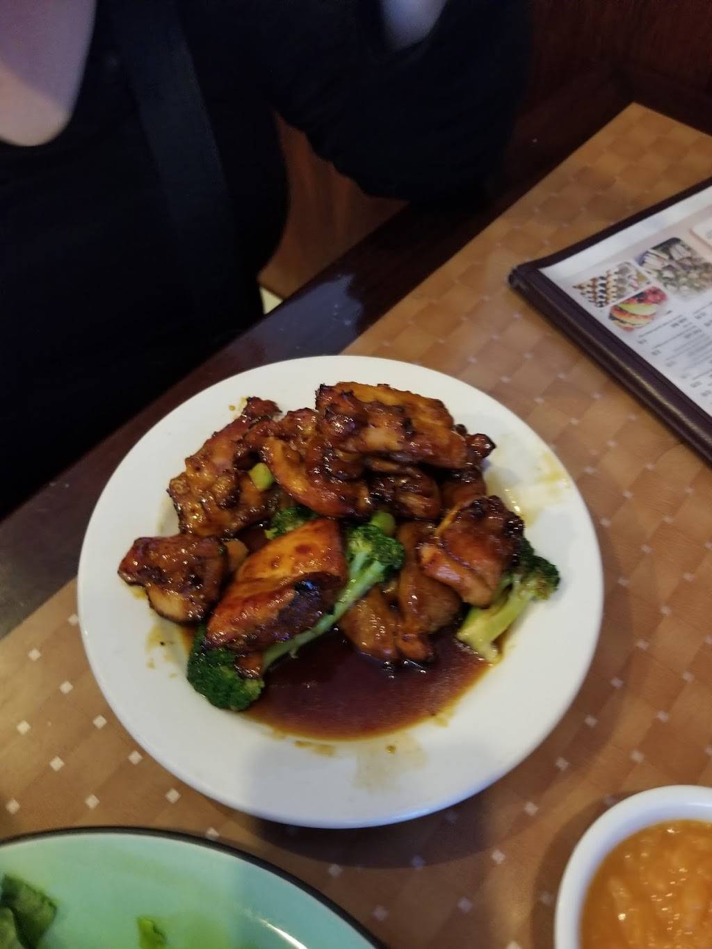 Wing Wan | restaurant | 248 Hempstead Ave, West Hempstead, NY 11552, USA | 5162929309 OR +1 516-292-9309