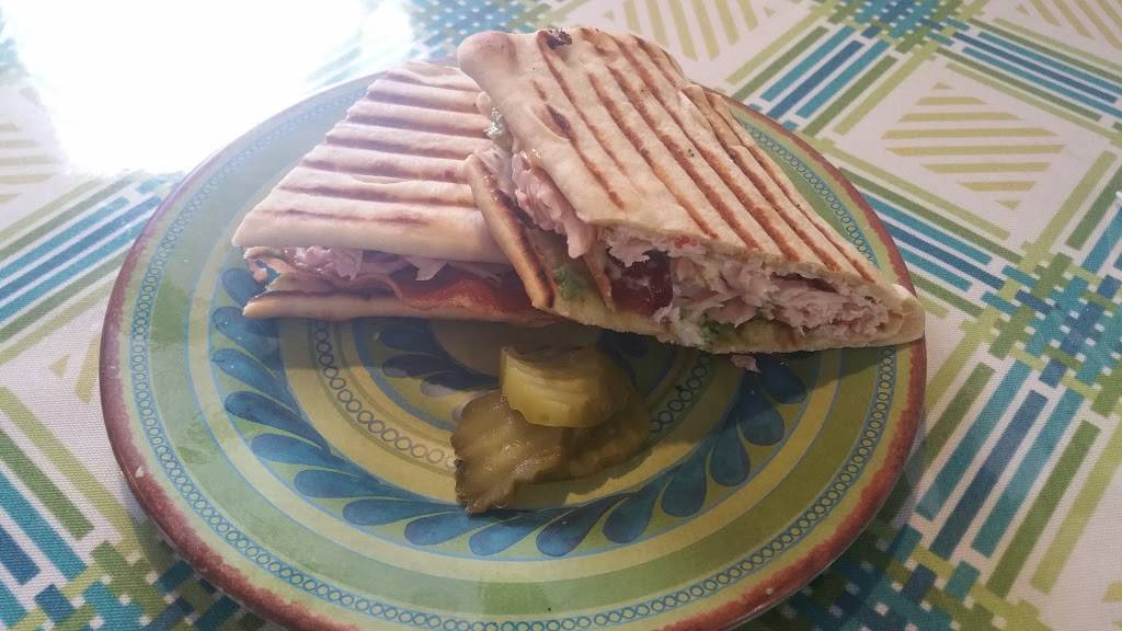 Ems Kitchen At Hawthorne Drugs | meal takeaway | 975 Hawthorne Ave Ste B, Athens, GA 30606, USA | 7062069322 OR +1 706-206-9322