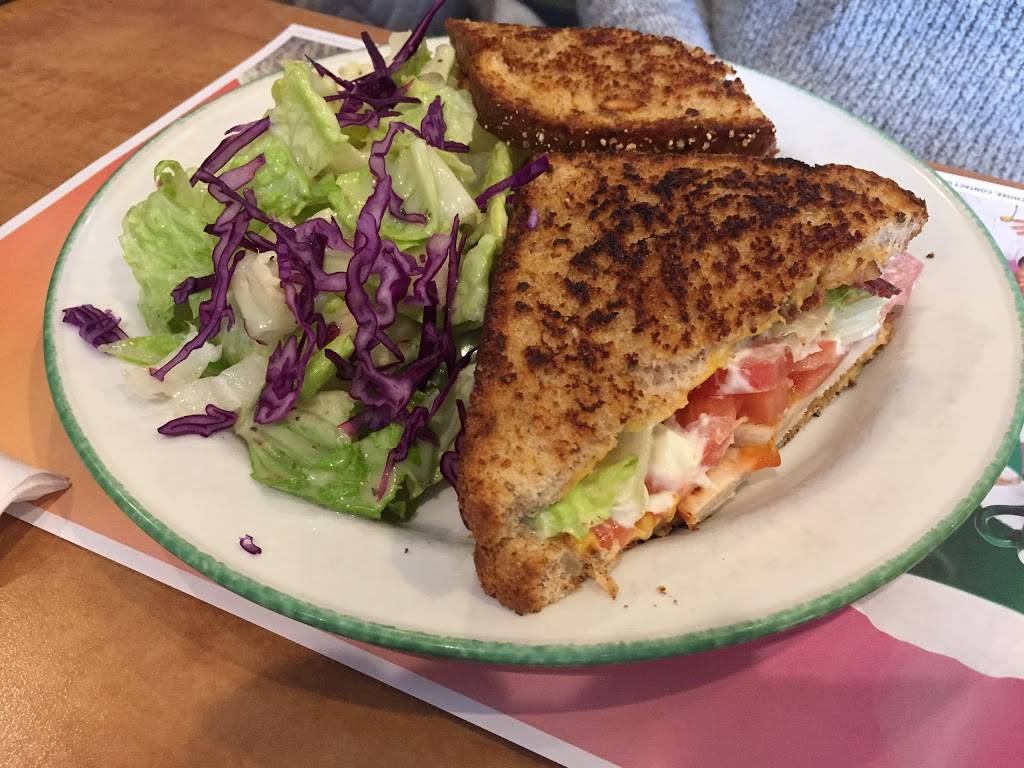 Cora | restaurant | 4055 Carling Ave, Kanata, ON K2K 2A4, Canada | 6132549892 OR +1 613-254-9892