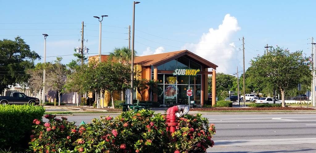 Subway Restaurants | restaurant | 4690 Park Blvd N, Pinellas Park, FL 33781, USA | 7275467721 OR +1 727-546-7721