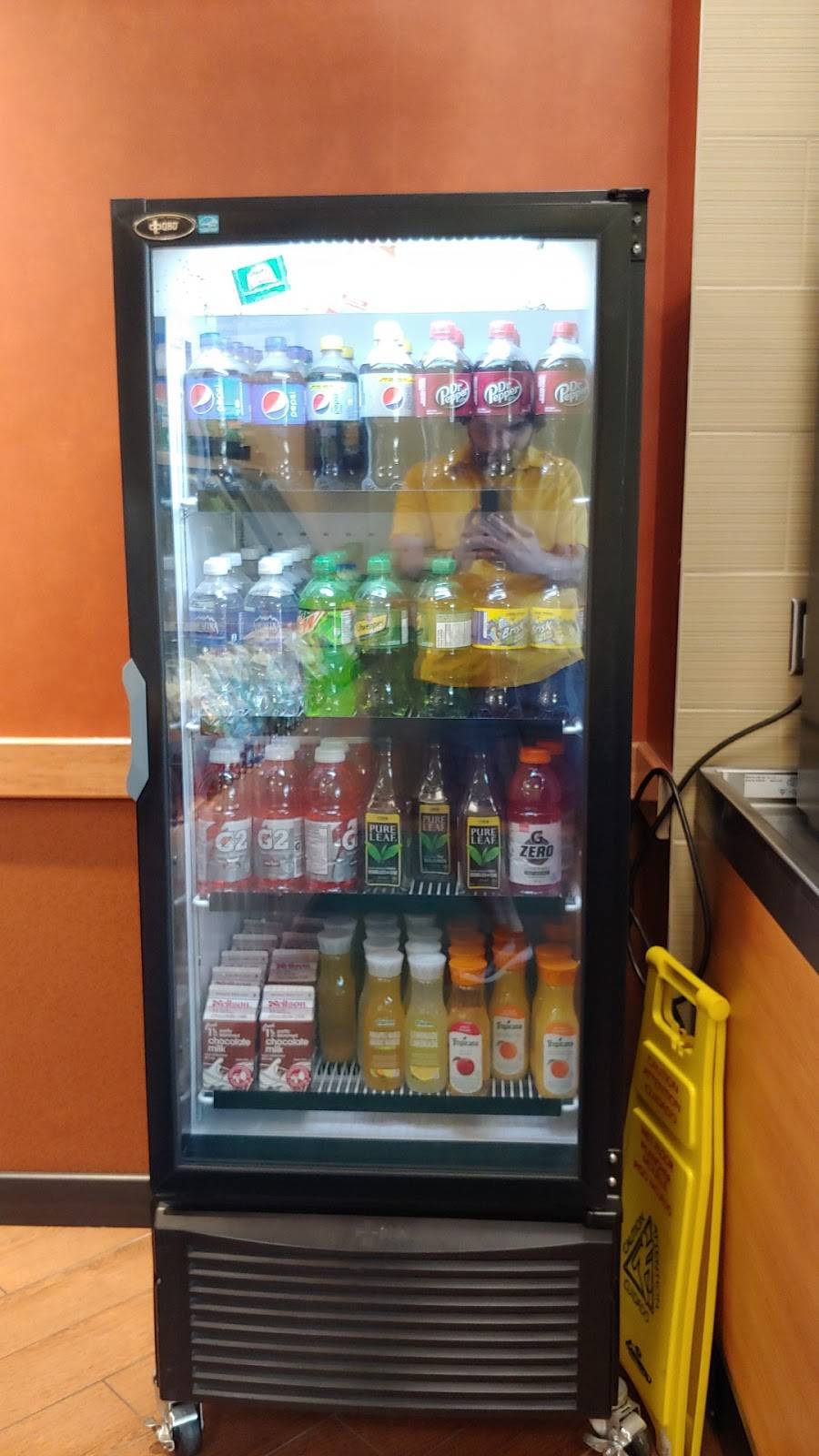 Subway | restaurant | 7181 Yonge St, Markham, ON L3T 0C7, Canada | 9057632030 OR +1 905-763-2030