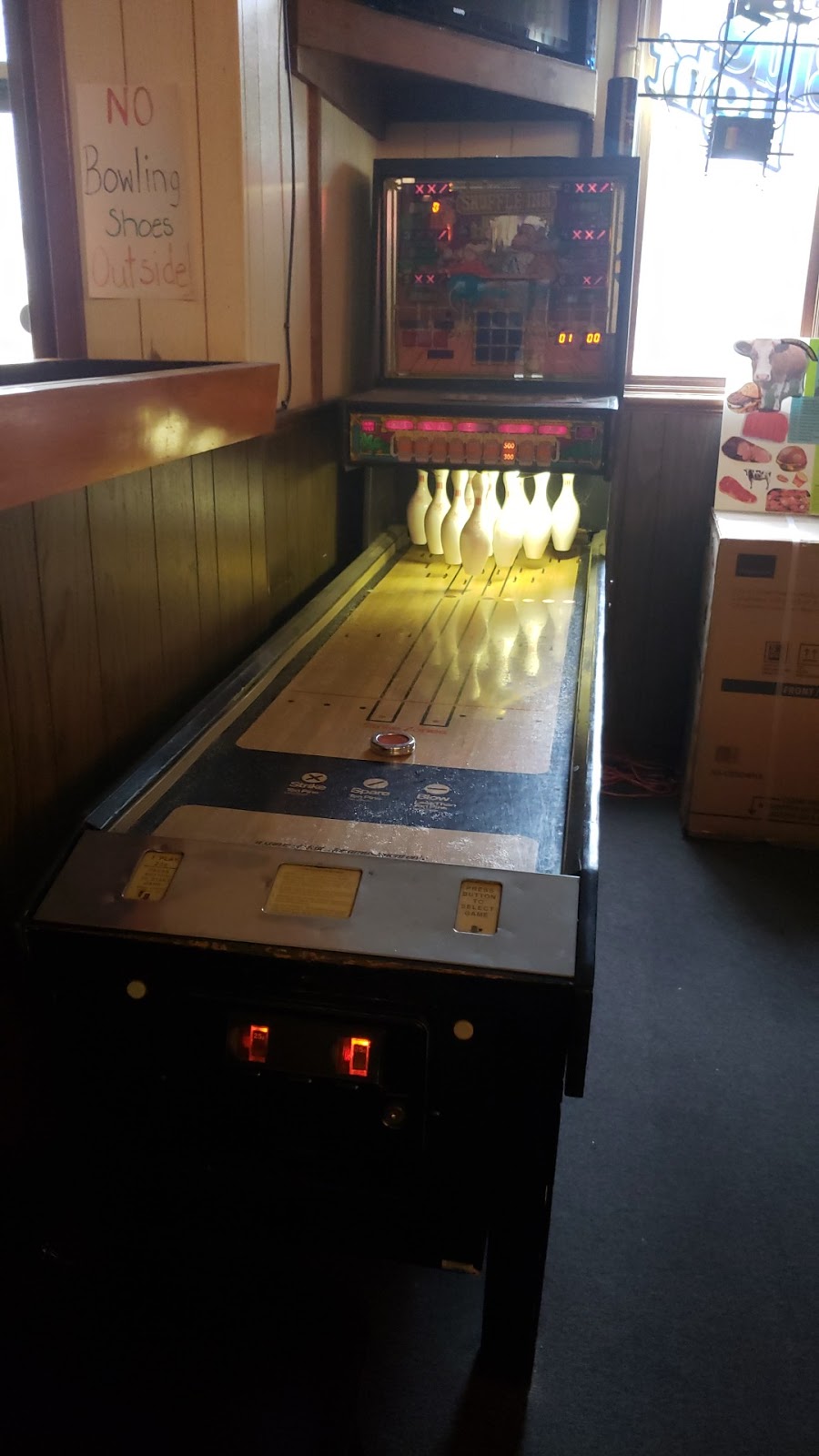 Eden Bowling Center | restaurant | 8716 S Main St, Eden, NY 14057, USA | 7169924687 OR +1 716-992-4687