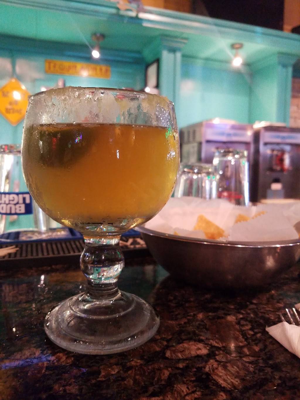 La Luna Cantina & Grill | restaurant | 2812 Highway 62 Service Rd, Newcastle, OK 73065, USA | 4053879475 OR +1 405-387-9475