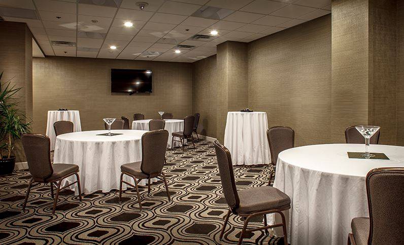 THE POST | restaurant | 4300 E Washington St, Phoenix, AZ 85034, USA | 6022737778 OR +1 602-273-7778