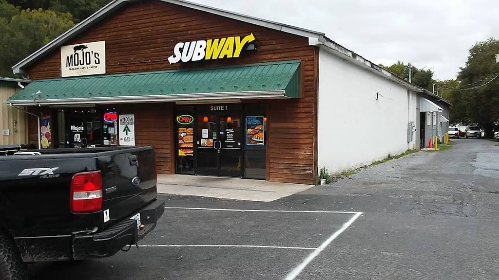 Subway | restaurant | 331 Douglas Dr, Damascus, VA 24236, USA | 2764758175 OR +1 276-475-8175