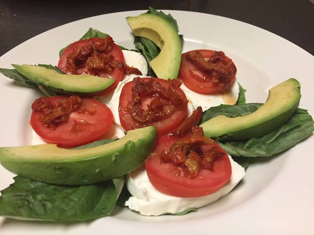 Purees Pizza & Pasta | meal delivery | 1023 Lake St, Oak Park, IL 60301, USA | 7083864949 OR +1 708-386-4949