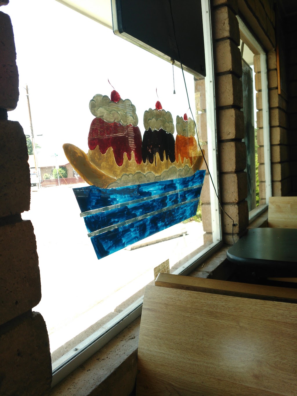 Frosty Mill | restaurant | 605 Ash St, Susanville, CA 96130, USA | 5302575894 OR +1 530-257-5894