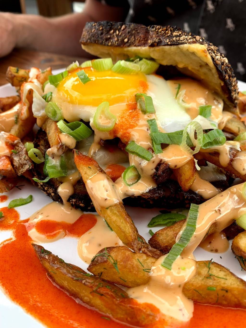 Clandestin,Cuisine Créative | restaurant | 45 Rue Laval, Gatineau, QC J8X 3G8, Canada | 8199219727 OR +1 819-921-9727