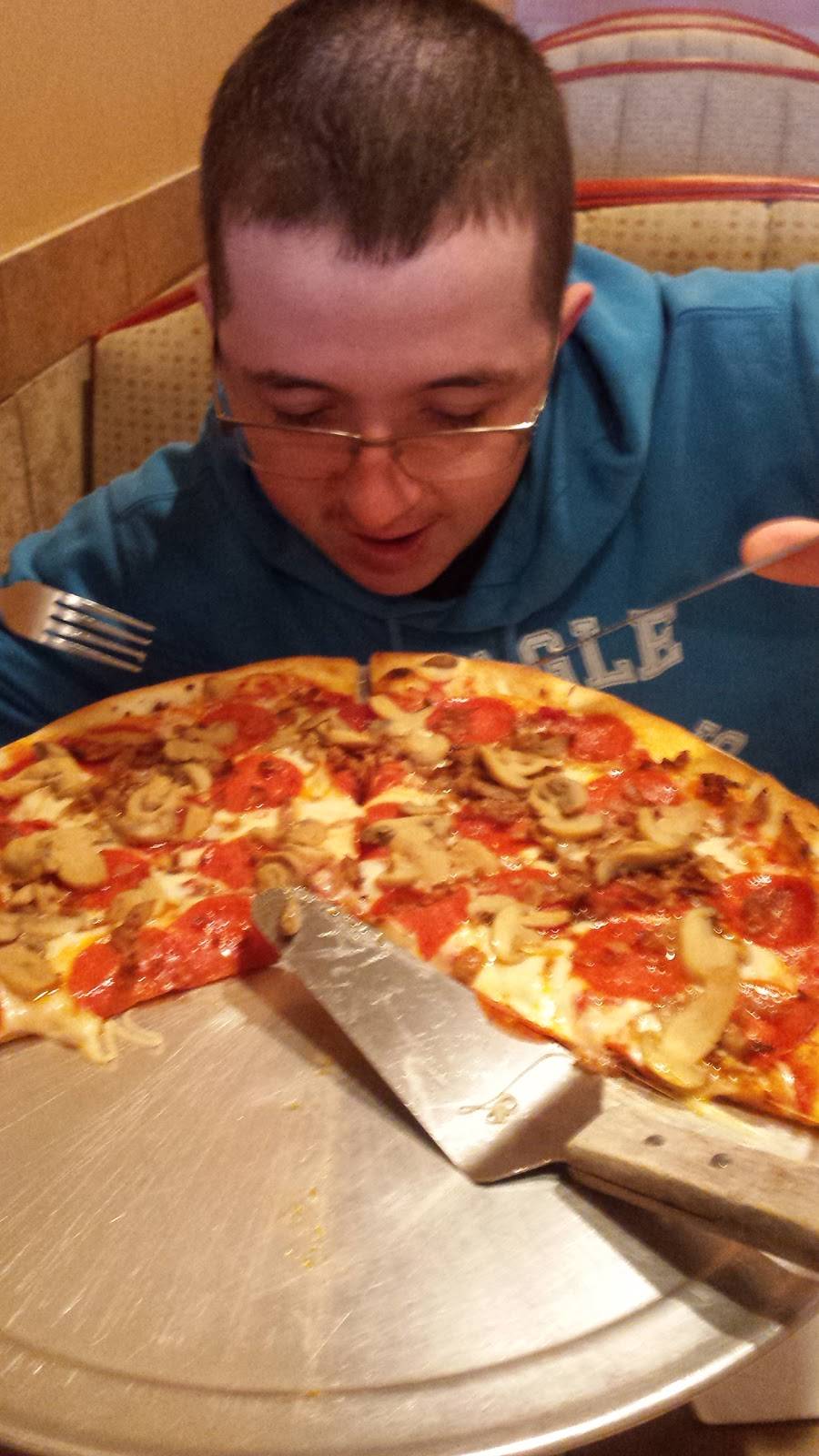 Francos Italian Restaurant | restaurant | 7225 Bell Creek Rd, Mechanicsville, VA 23111, USA | 8047302220 OR +1 804-730-2220