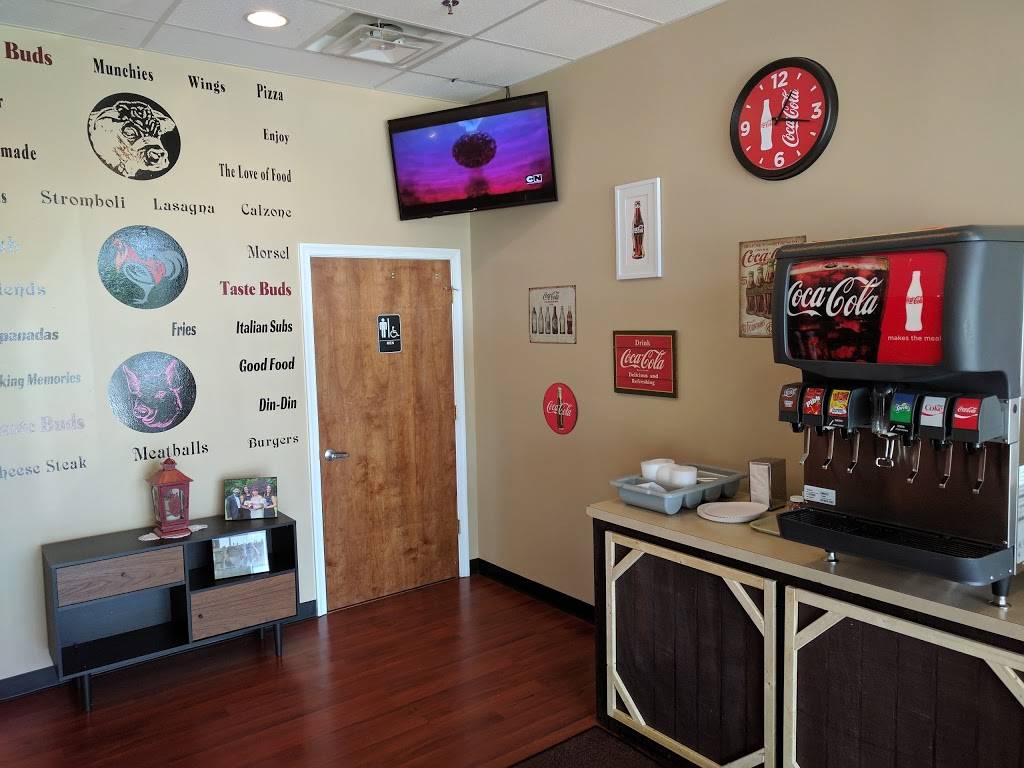 Taste Buds | restaurant | 4740 Martinsburg Pike, Clear Brook, VA 22624, USA | 5404505150 OR +1 540-450-5150