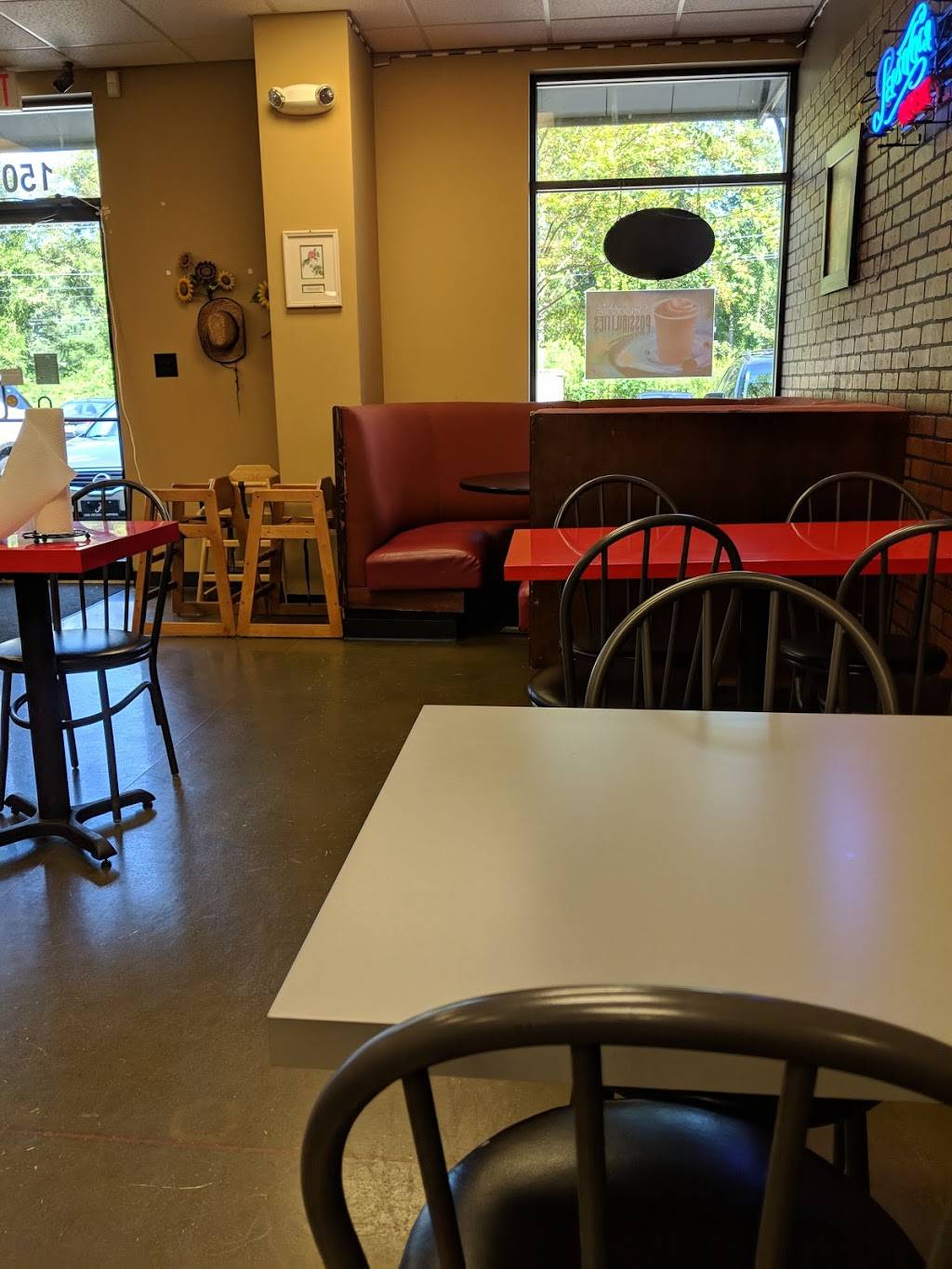 Mango Tango Smoothies and Grill | restaurant | 5850 Valley Rd #150, Birmingham, AL 35235, USA | 2056553699 OR +1 205-655-3699