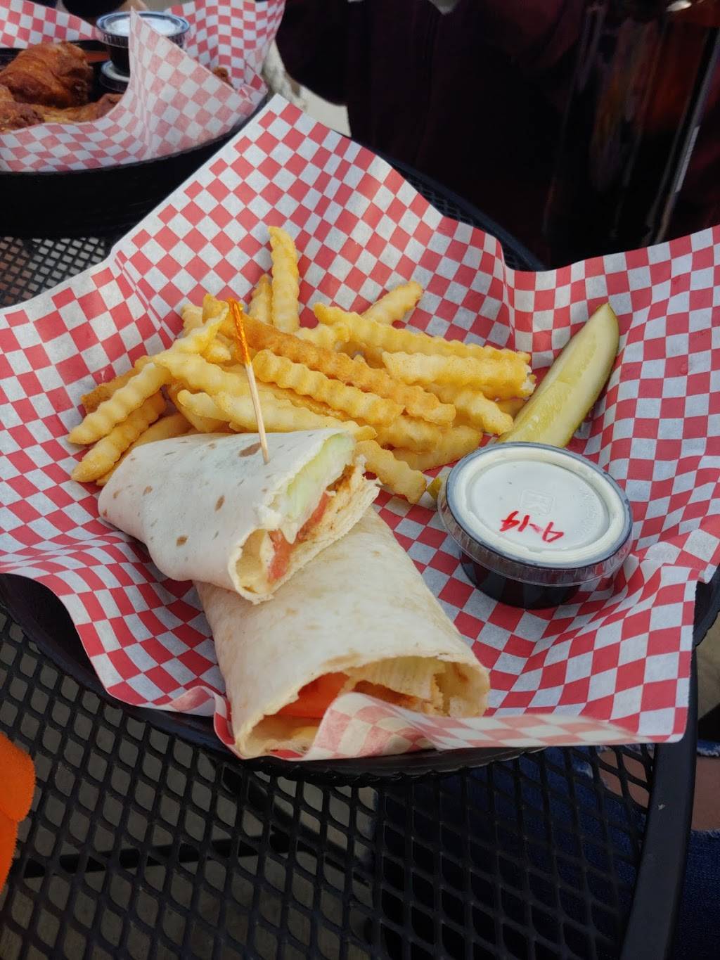 Andys Sports Bar & Grill | restaurant | 529 Plum St, Red Wing, MN 55066, USA | 6513884471 OR +1 651-388-4471